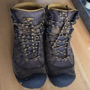 Keen waterproof boot men’s brown